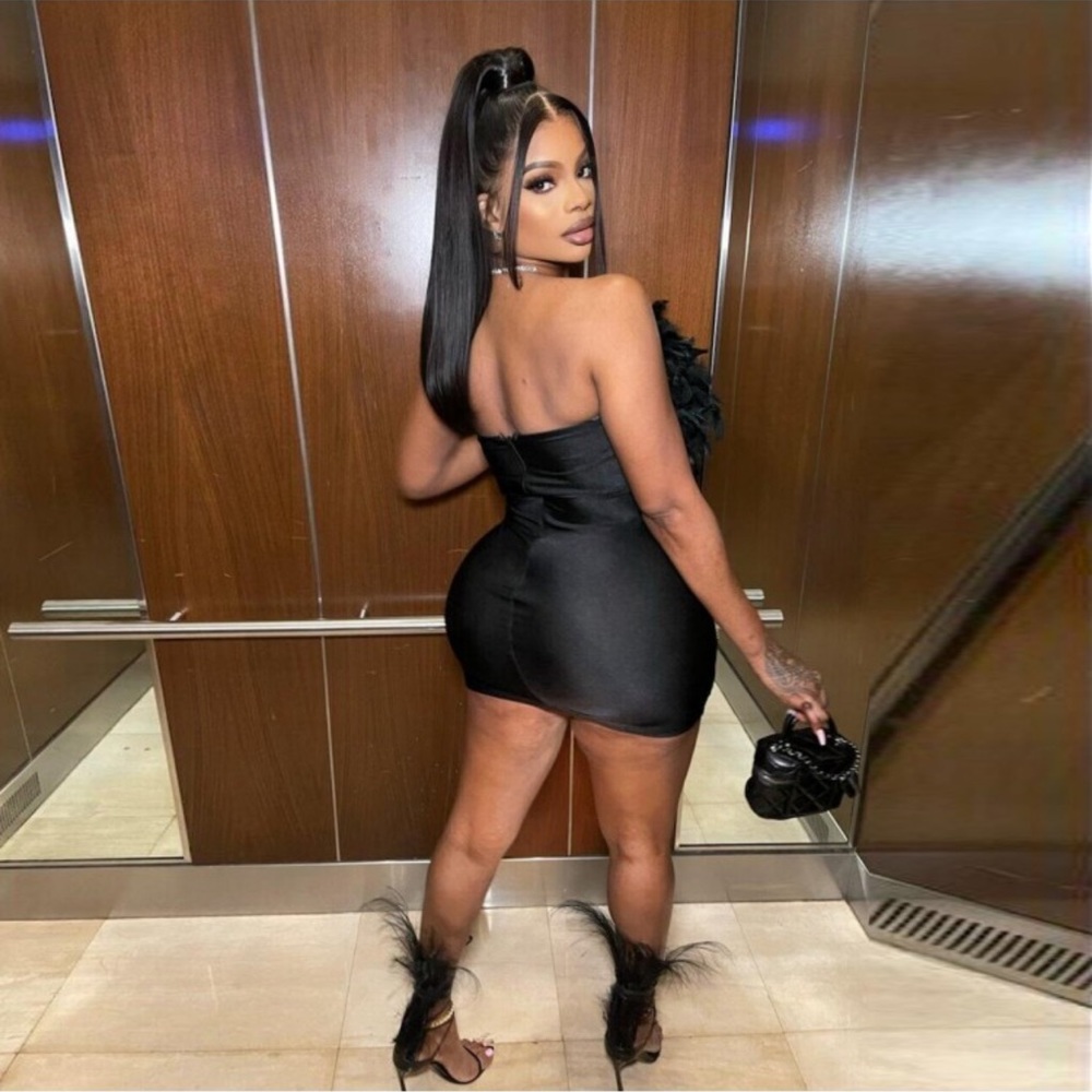 Mini dress - Picture 4 of 6